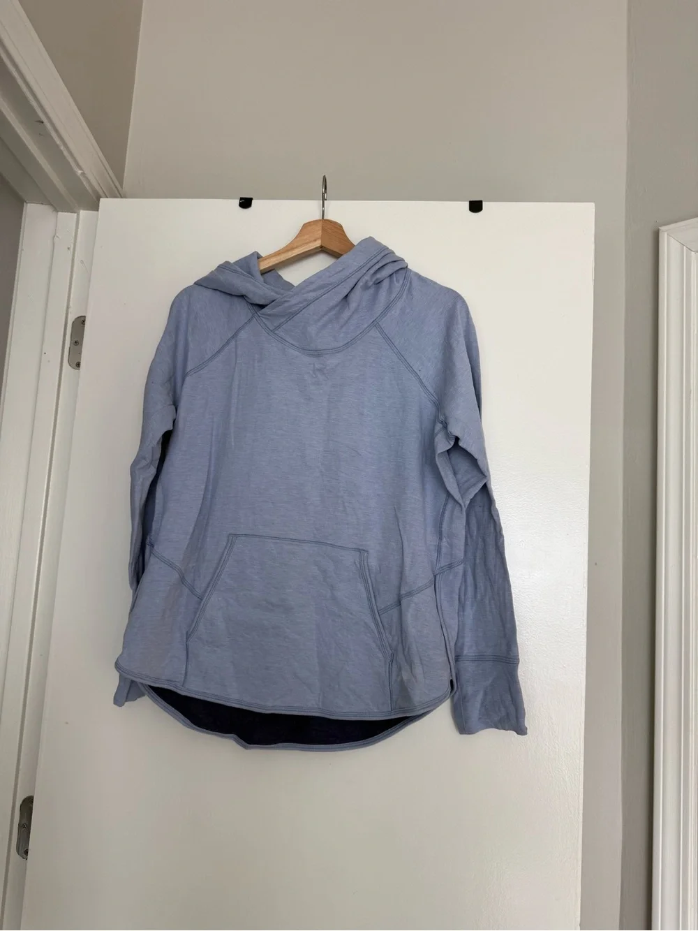 Lululemon Time Out Hoodie in Heathered Deep Indigo / Heathered Hydrangea Blue